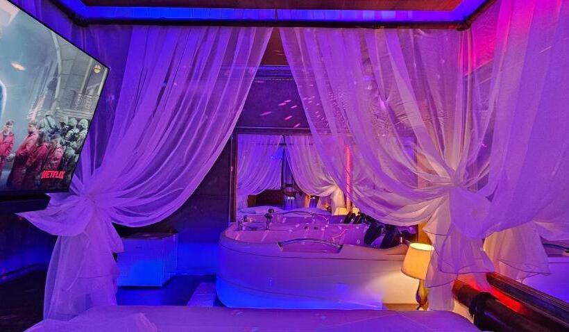 호텔 Boutique Mikaela