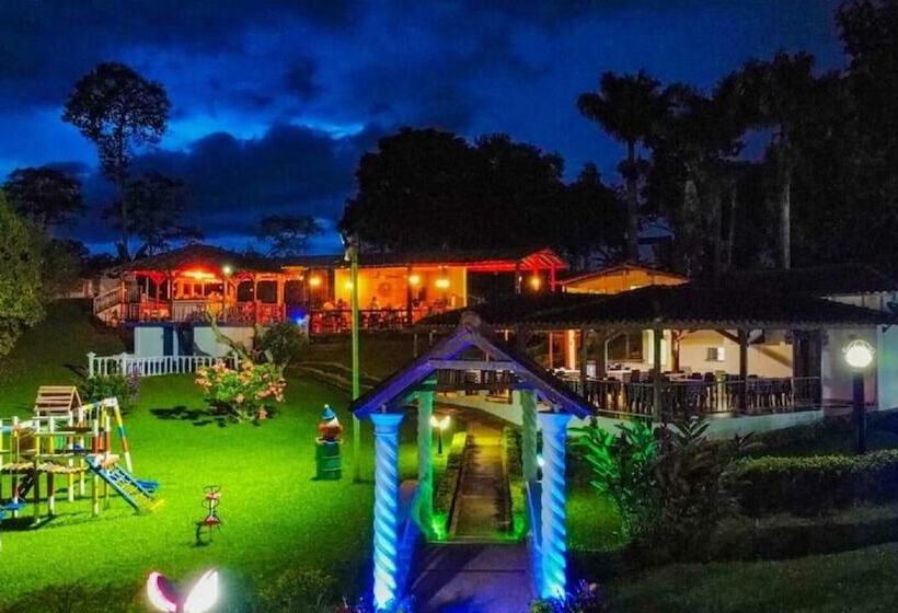 Отель Campestre Pueblo Bello