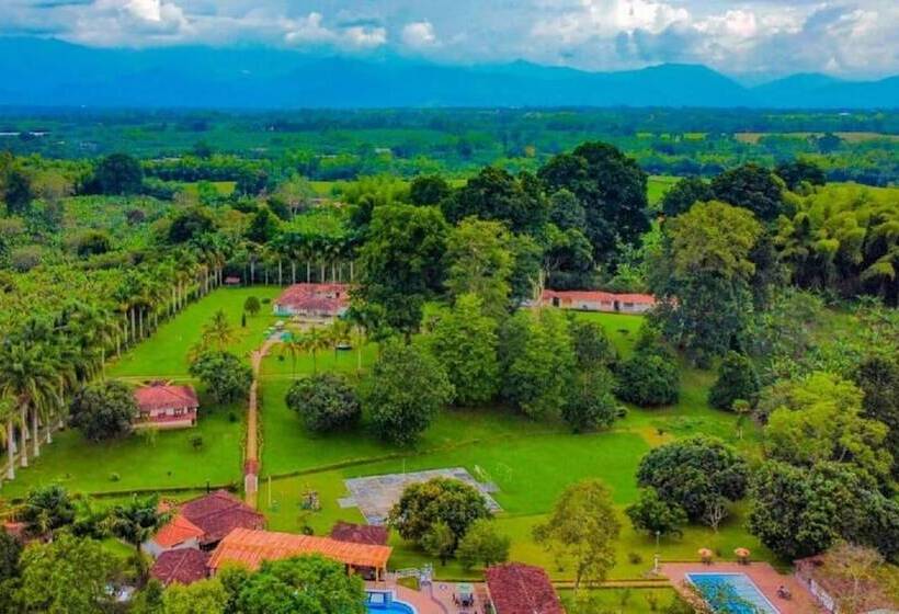 Отель Campestre Pueblo Bello