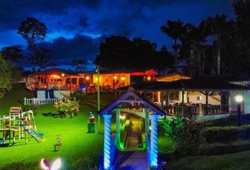 Отель Campestre Pueblo Bello