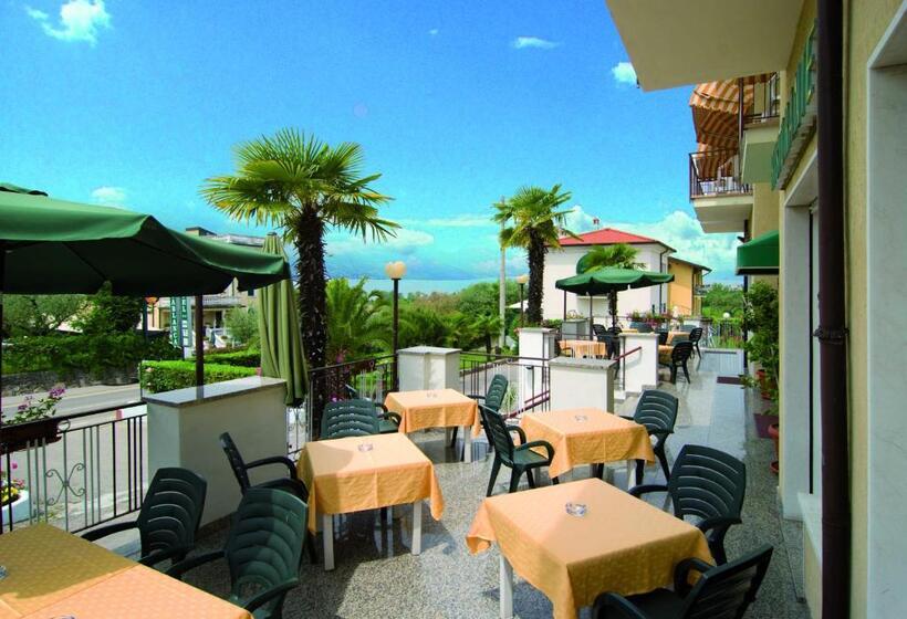 Отель Casablanca