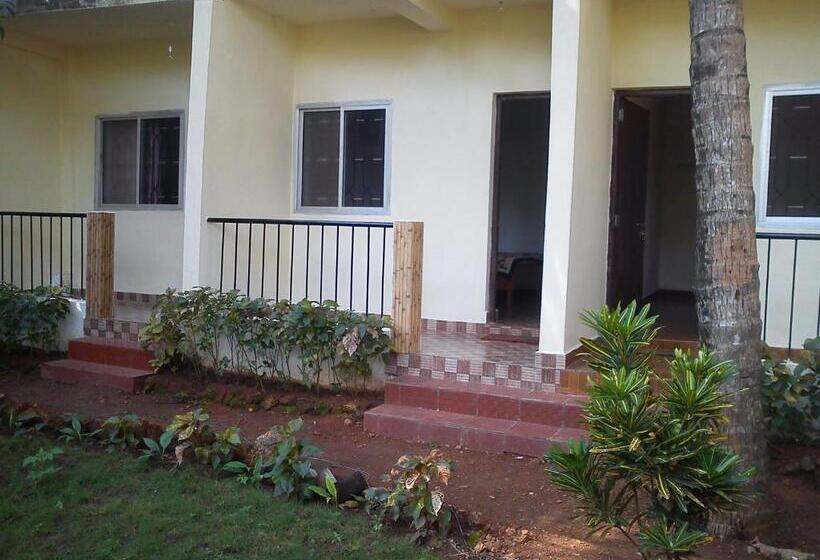 پانسیون Adilson Guest House