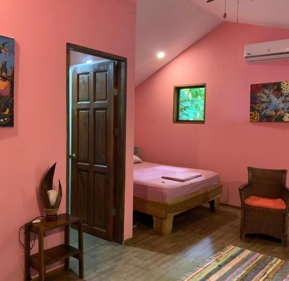 פנסיון Brigitte S Ranch