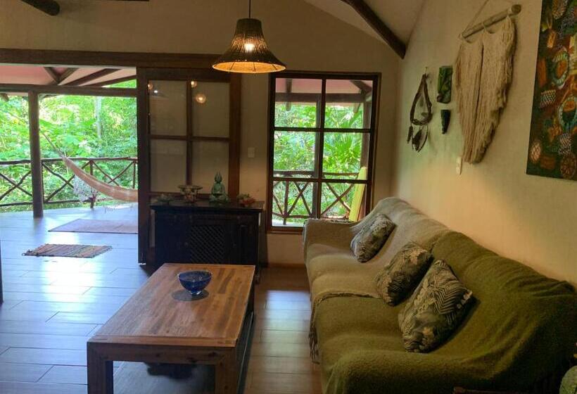 ペンション Brigitte S Ranch