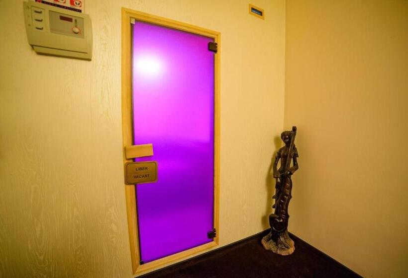 Пансион C Guest House