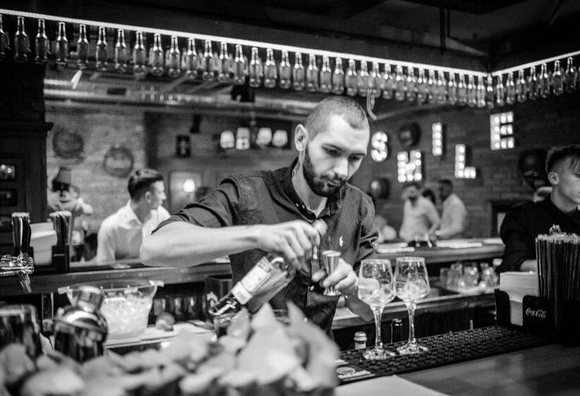 Пансион C Guest House