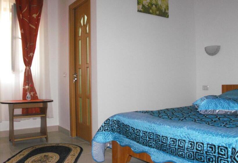 بنسيون Casa Rustica