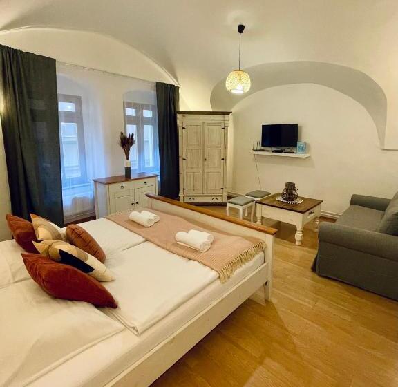 پانسیون Dorfel