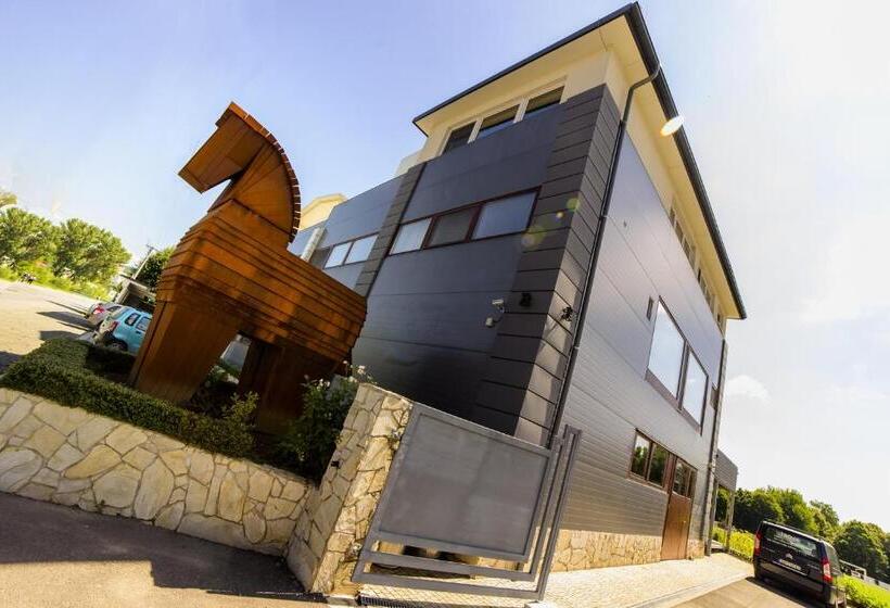 بنسيون Penzion Troja