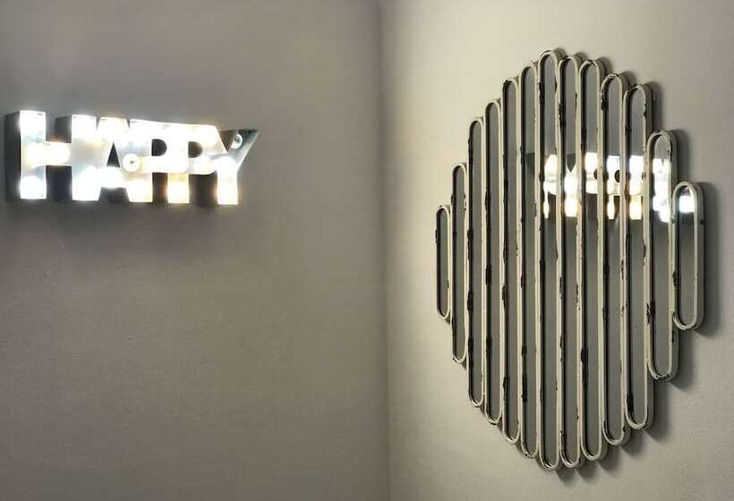 膳宿费 Sitges Eleven