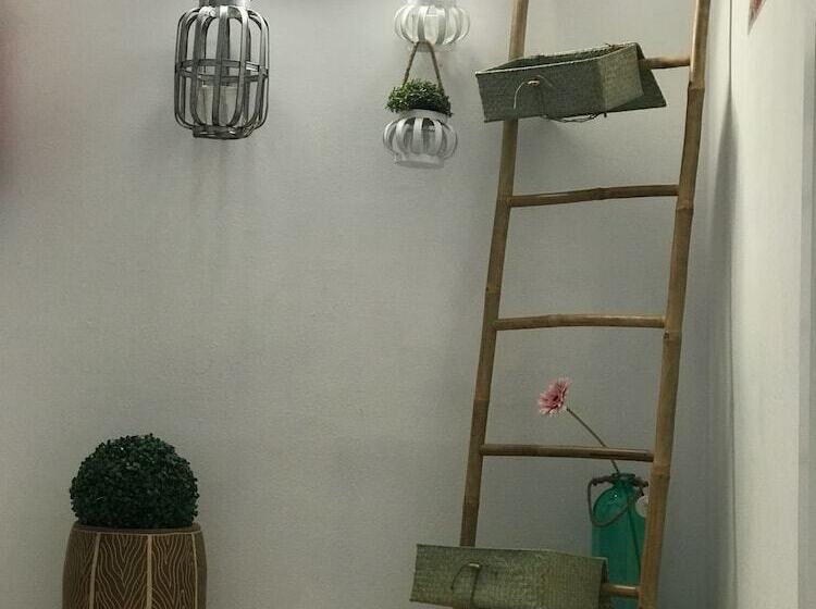 膳宿费 Sitges Eleven