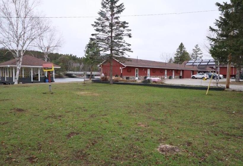 Общежитие Algonquin Lakeside Inn