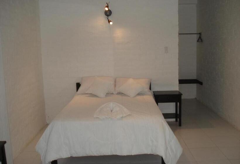 هاستل Hostería La Eterna Primavera