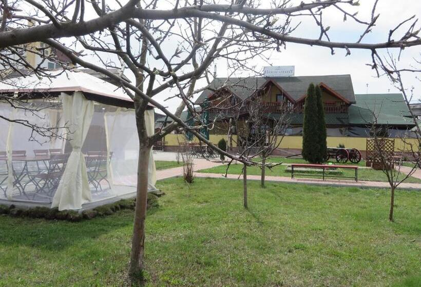 Общежитие Három Székely Fogadó