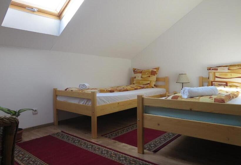 Общежитие Három Székely Fogadó