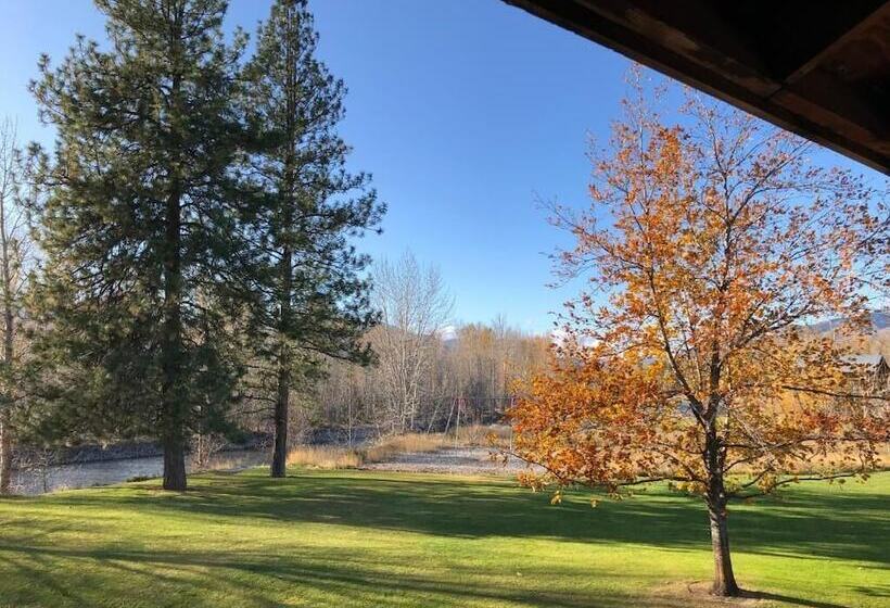 فندق صغير River Run Inn