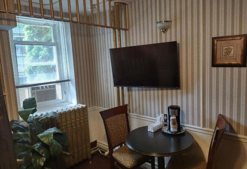 فندق صغير The King George Inn