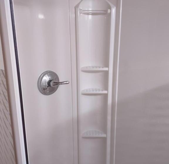 فندق صغير The King George Inn