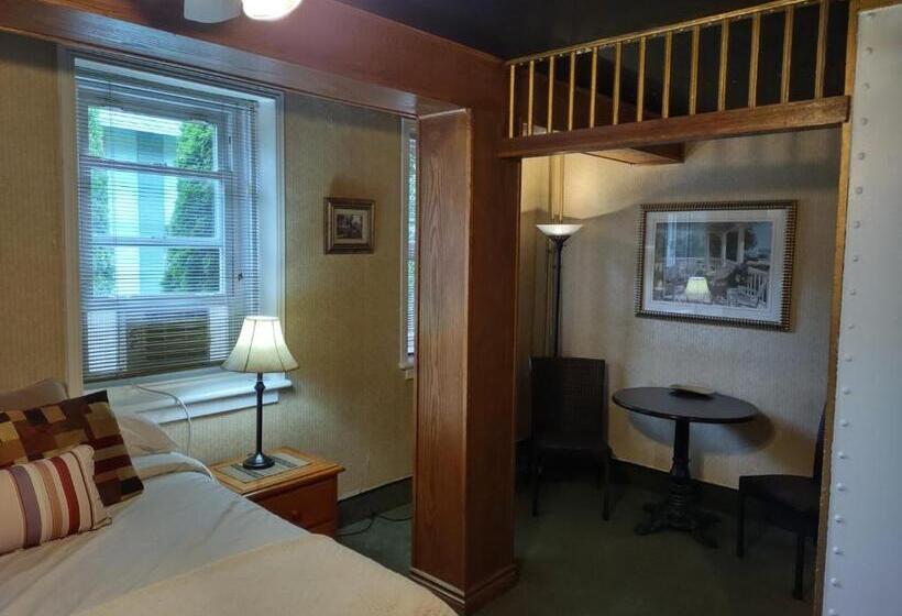 فندق صغير The King George Inn