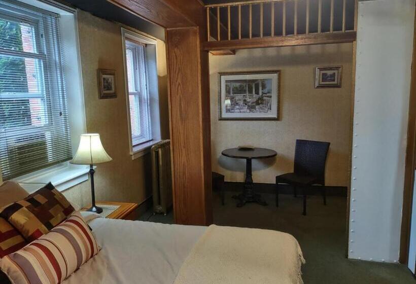 فندق صغير The King George Inn