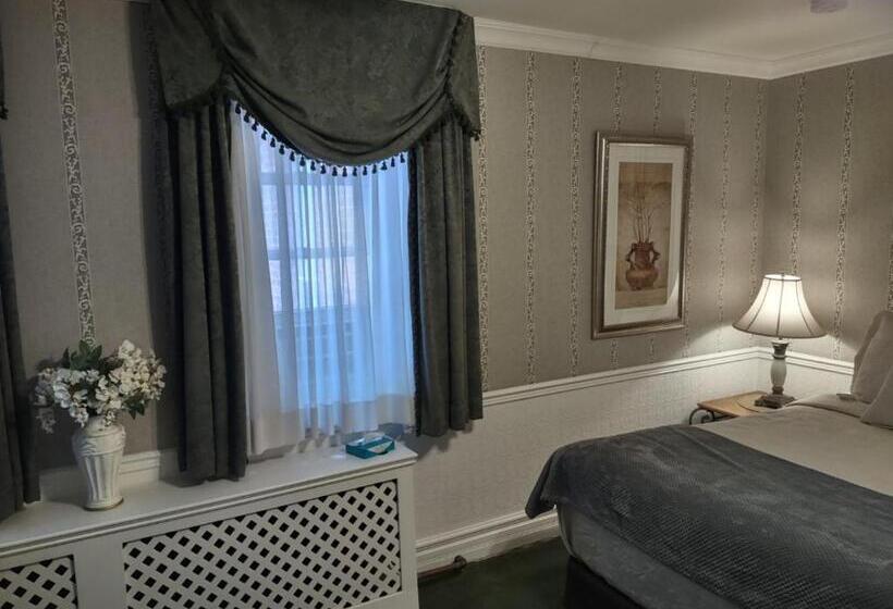 فندق صغير The King George Inn