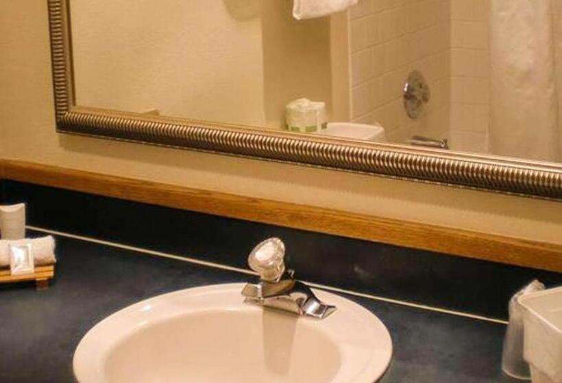 Общежитие The La Grande Inn