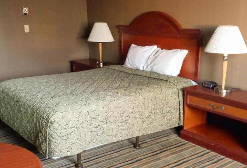 Общежитие The La Grande Inn