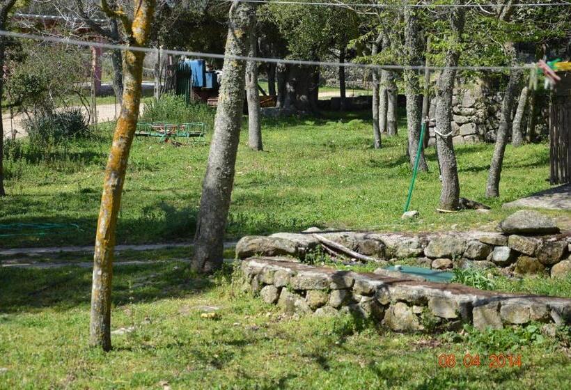 فندق Agriturismo Costiolu
