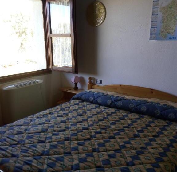 فندق Agriturismo Costiolu