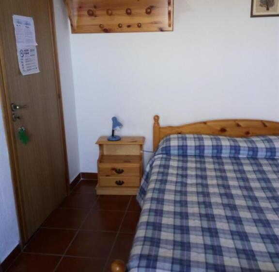 فندق Agriturismo Costiolu