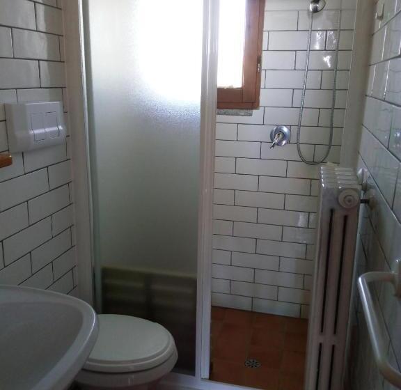 فندق Agriturismo Costiolu