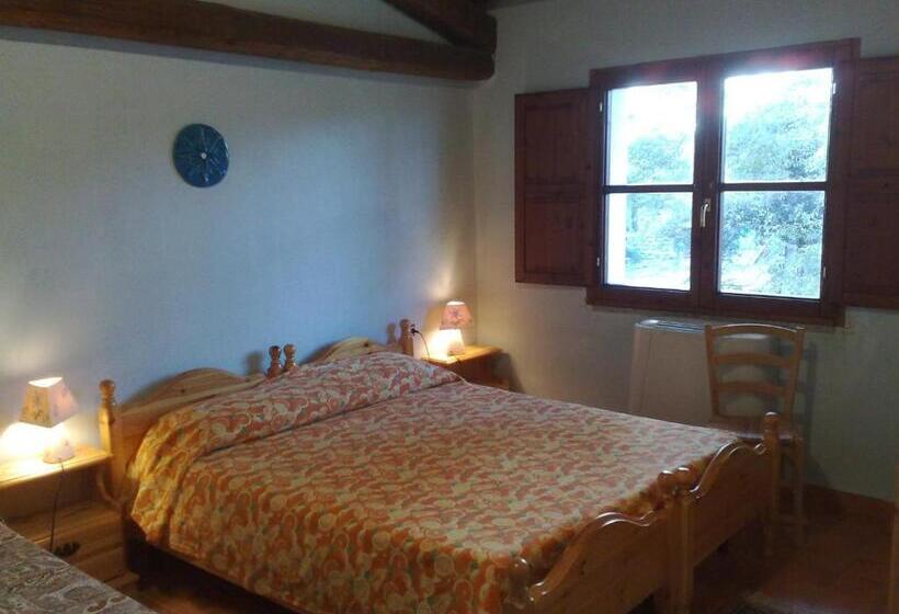 فندق Agriturismo Costiolu