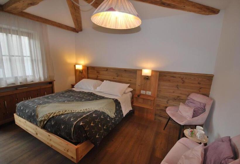 فندق Agriturismo Maso Corradini