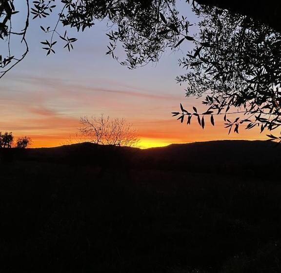 هتل Agriturismo Pietramora