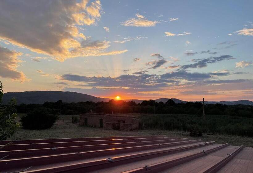 هتل Agriturismo Pietramora