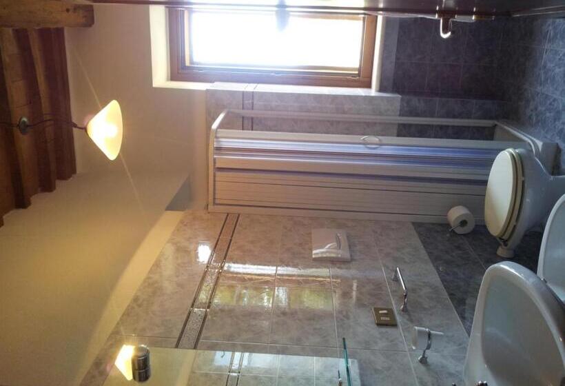 هتل Agriturismo Pietramora