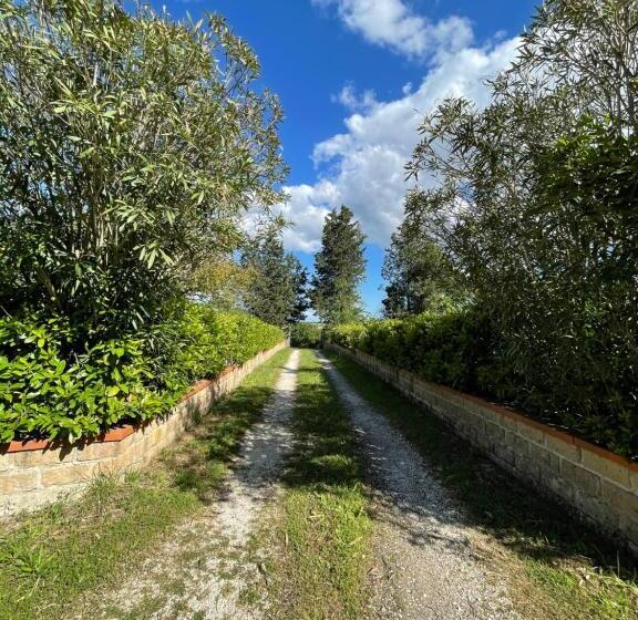 هتل Agriturismo Pietramora