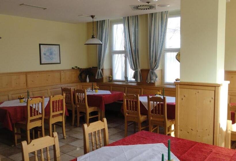 בית מלון כפרי Ennstalerhof