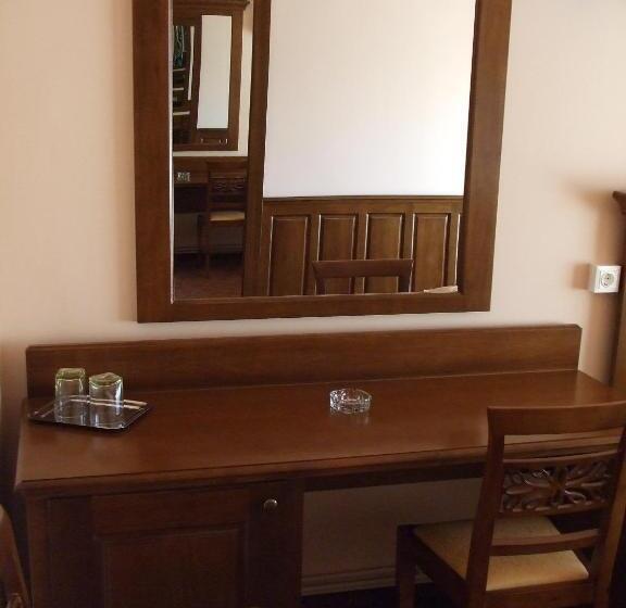 Отель Hanul Bran