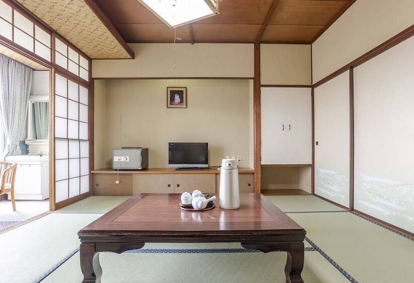 فندق Tsuruga Tunnel Onsen Kitaguni Grand
