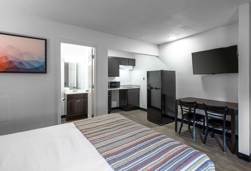 فندق Suburban Studios Spartanburg   I 26