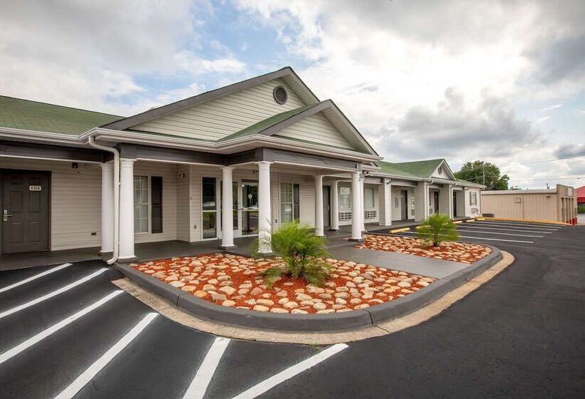 فندق Suburban Studios Spartanburg   I 26