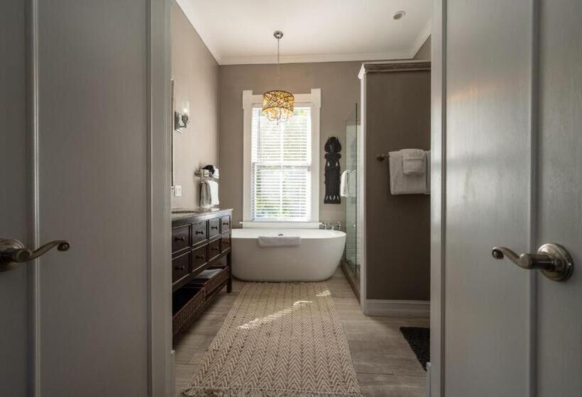 호텔 The Mermaid & The Alligator