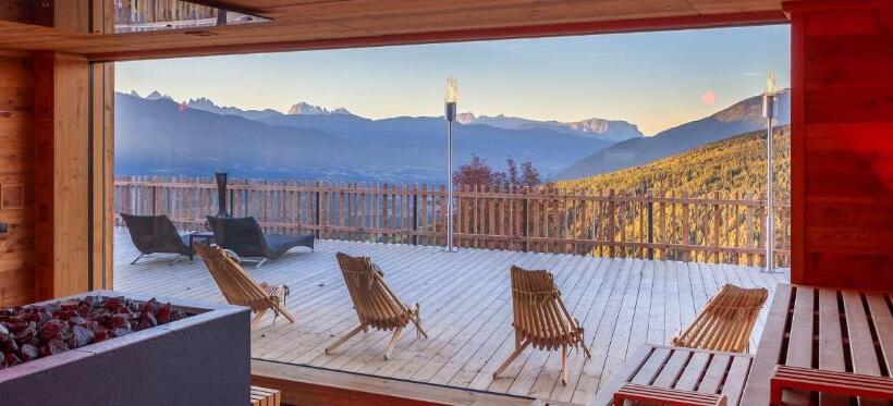 בית מלון כפרי Tratterhof Mountain Sky