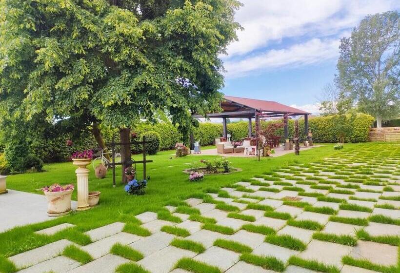 בית מלון כפרי Villa Albina