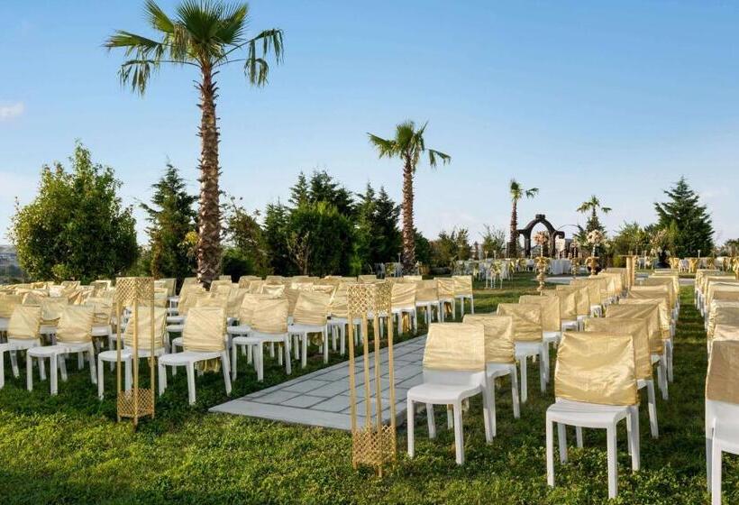 فندق Wyndham Cerkezkoy