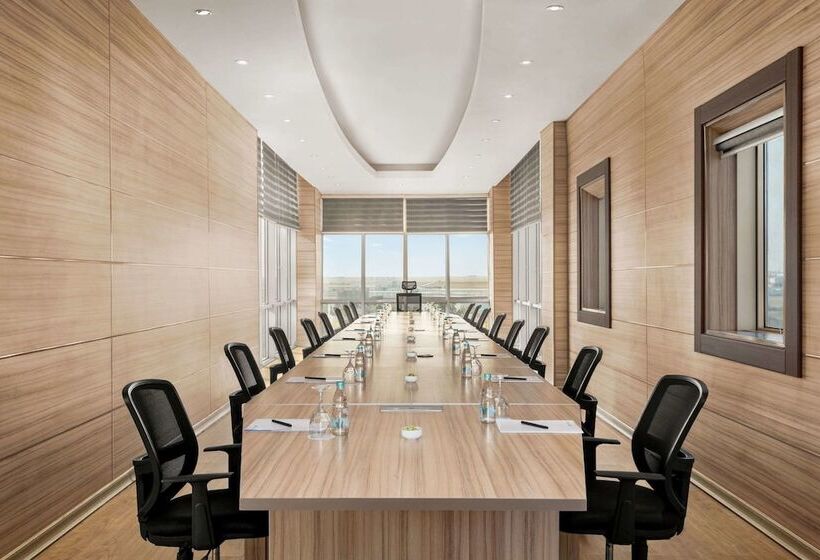 فندق Wyndham Cerkezkoy