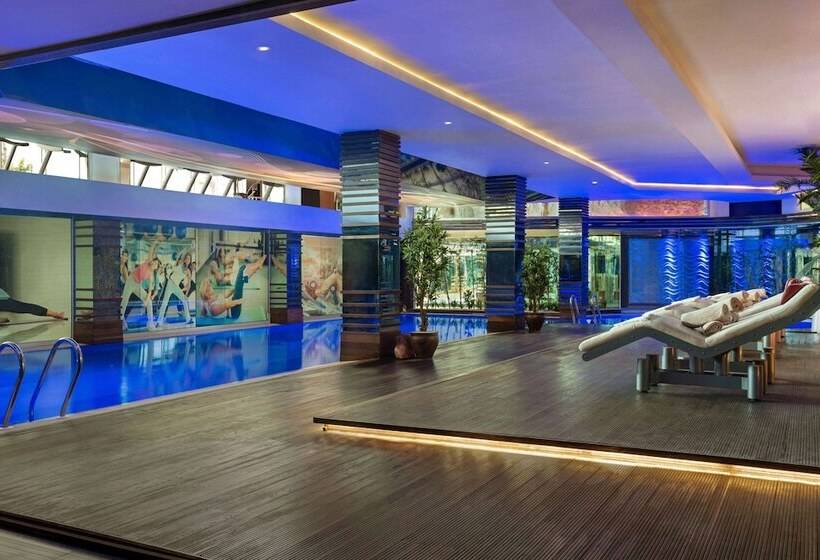 ホテル Wyndham Cerkezkoy