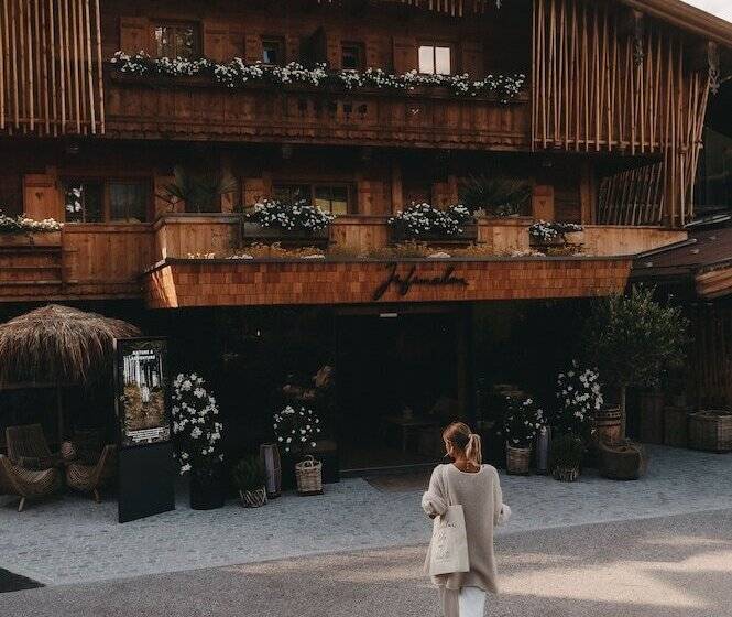 Jufenalm Boho Hotel & Restaurant