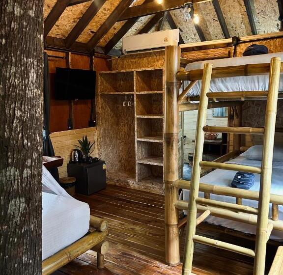 Khao Sok Paradise Resort